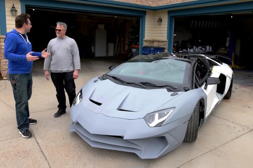 Един баща и син 3D принтираха цял Lamborghini Aventador и изглежда впечатляващо реален.